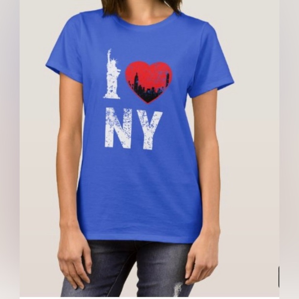 🌸I ❤️ NY! New w/o tags Gliden Tee Size S